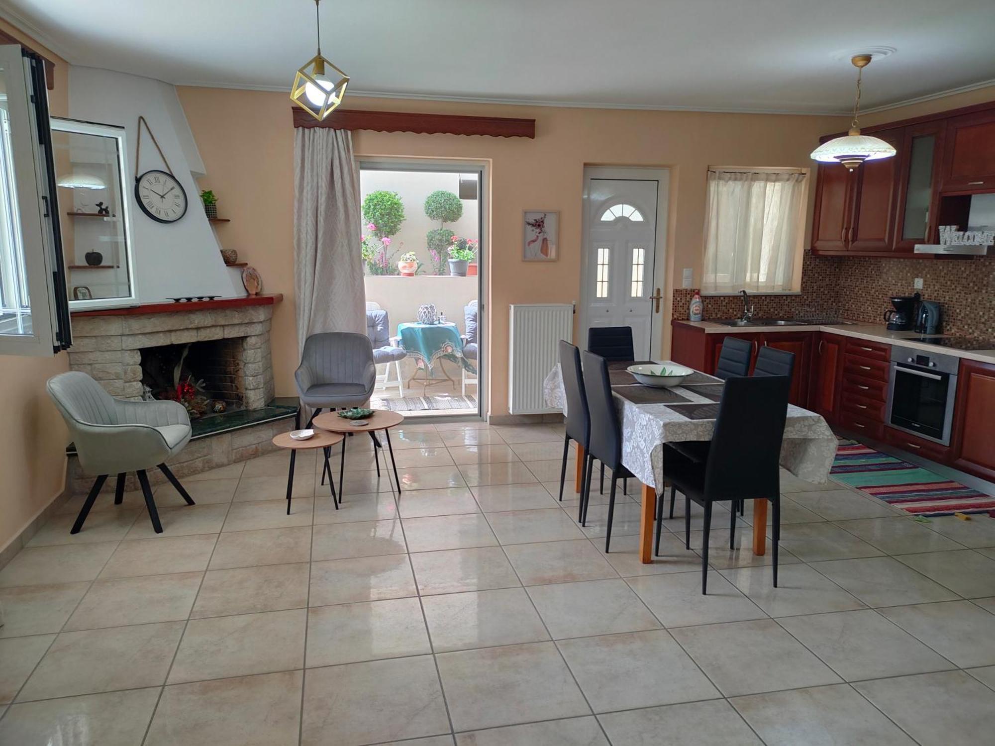 Holiday home Violeta's House Corinth